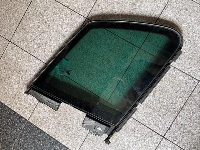 Скло багажника, ліве 7L6845297 VAG