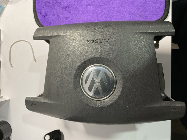 Airbag в мультируль 7L6880201EC VAG