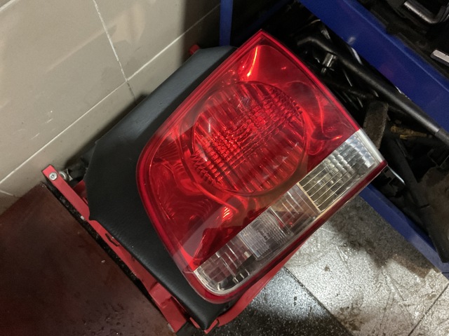Стоп задній 7L6945094H VAG