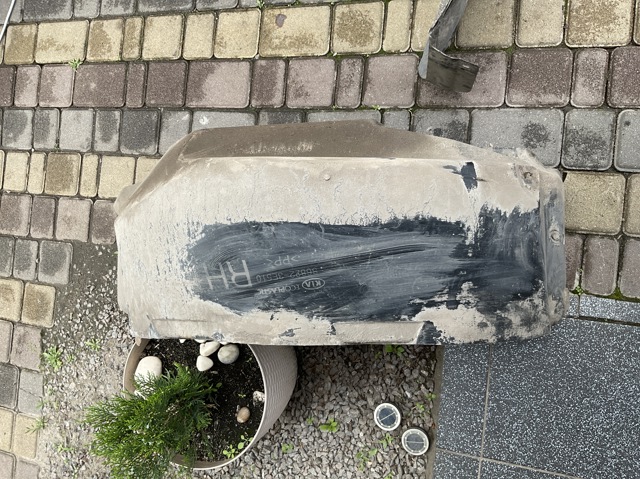 Підкрилок задній правий 868223E510 HYUNDAI