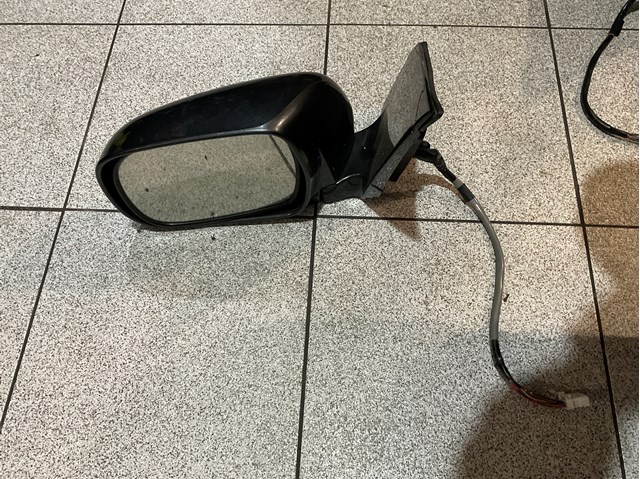 Ліве бічне дзеркало 8794048281 TOYOTA
