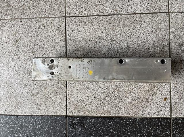 Кронштейн підсилювача заднього бампера 8K0807331B VAG