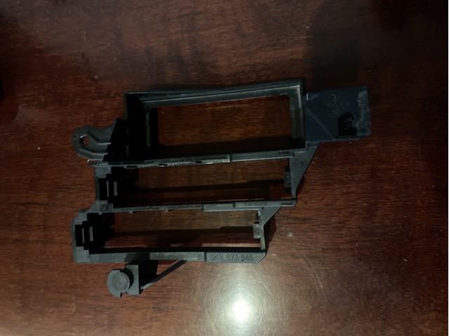 Корпус блока запобіжників 8K0971846 VAG