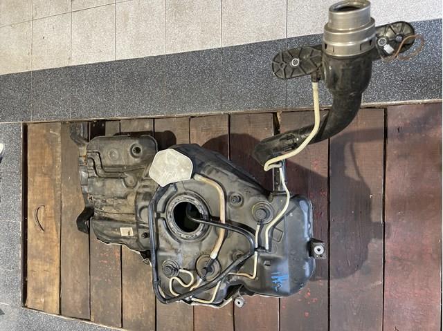 Бензобак 8R0201021 VAG