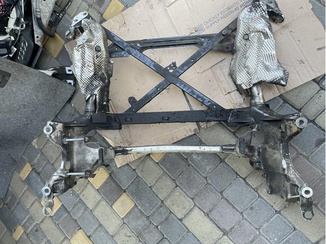 Підрамник передньої підвіски 8R0399315G VAG