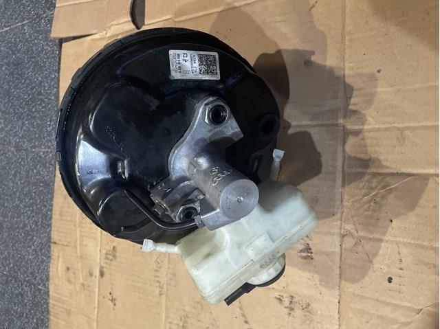Вакуумний підсилювач гальм 8R0612103D VAG