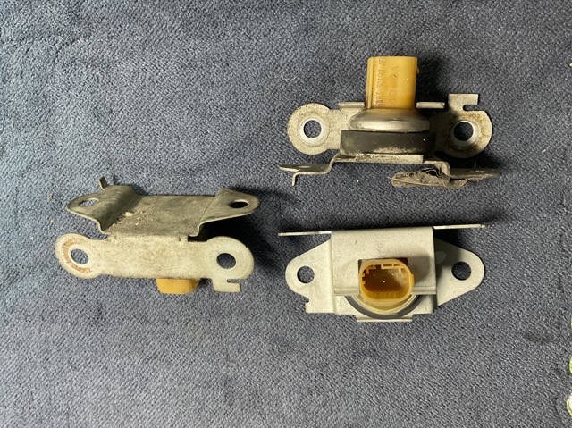Датчик поздовжнього прискорення 8W833C190AB LAND ROVER