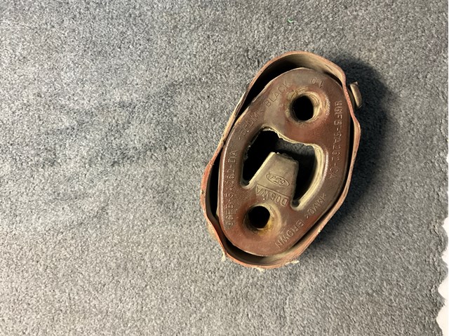 Подушка кріплення глушника 96FB5A262DA FORD