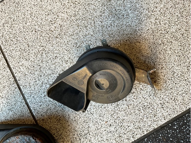 Клаксон A0055422120 MERCEDES