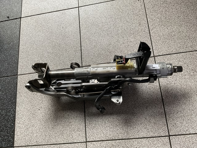 Колонка рульового управління A1644601016 MERCEDES