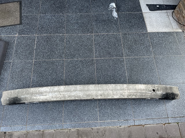Шина бампера заднього A1646190122 MERCEDES