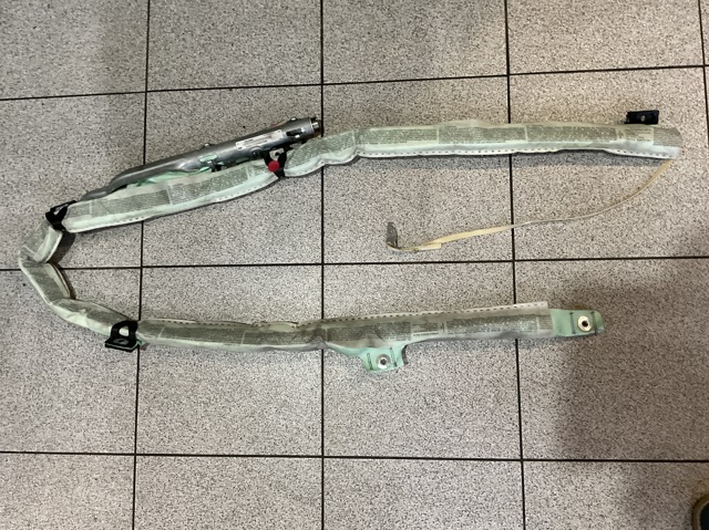 Подушка безпеки, збоку права айрбег A1648601202 MERCEDES