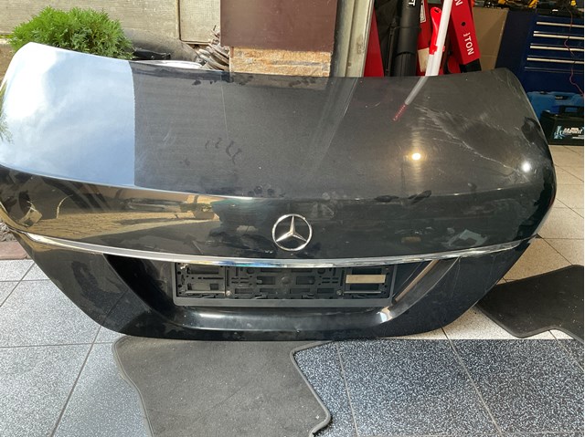 Кришка багажника кузова A2217500275 MERCEDES