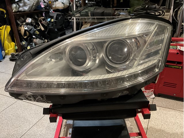 Фара ліва Mercedes S