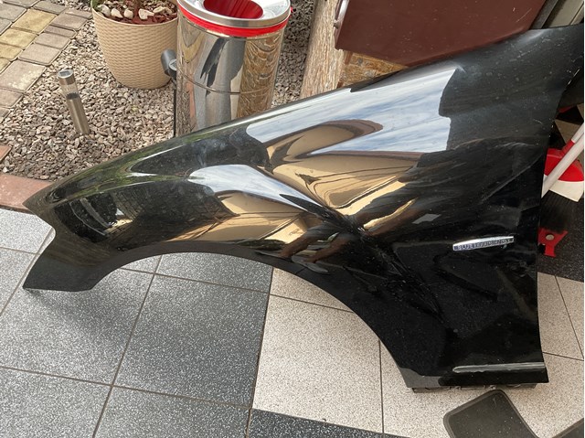 Переднє ліве крило A2218800118 MERCEDES