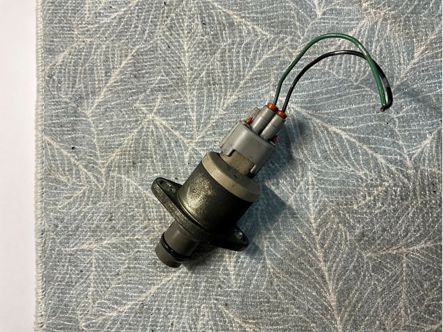 Клапан регулювання тиску палива A6860EC09A NISSAN
