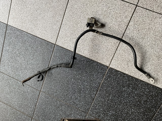 Кабель маси акумулятора (АКБ) AV6N10C679CD FORD