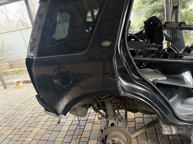 Крило праве заднє LR000778 LAND ROVER