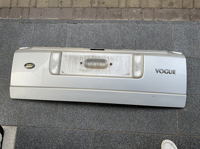 Двері багажника LR018131 LAND ROVER