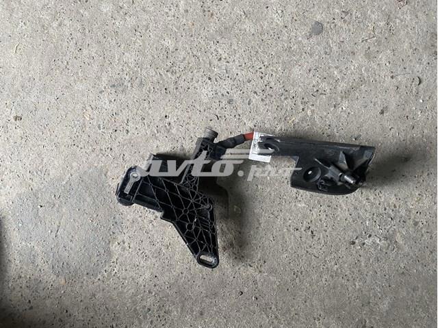 Коробка запобіжників 10688710 BMW