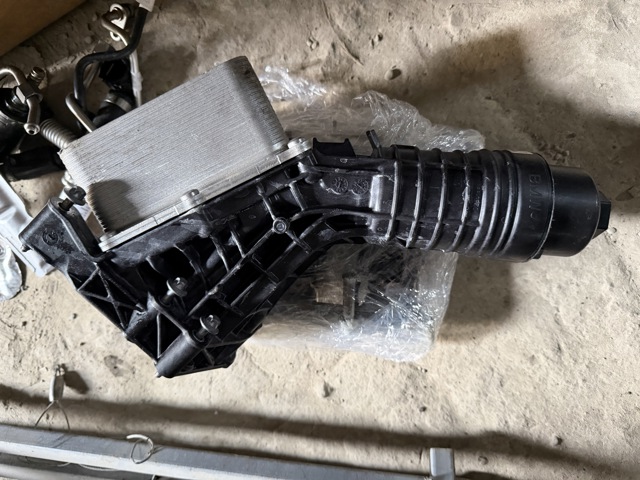 Корпус маслофільтра 11429453682 BMW