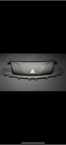 Повітроприймач 13717637050 BMW
