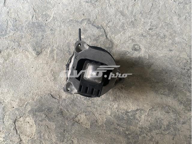 Права подушка мотора 22116860482 BMW