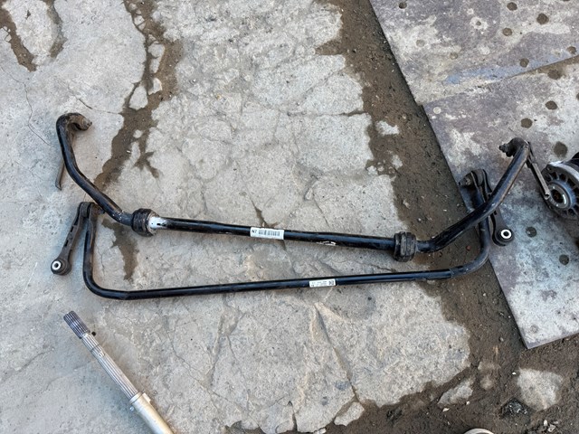 Подушка стабілізатора 31306873464 BMW