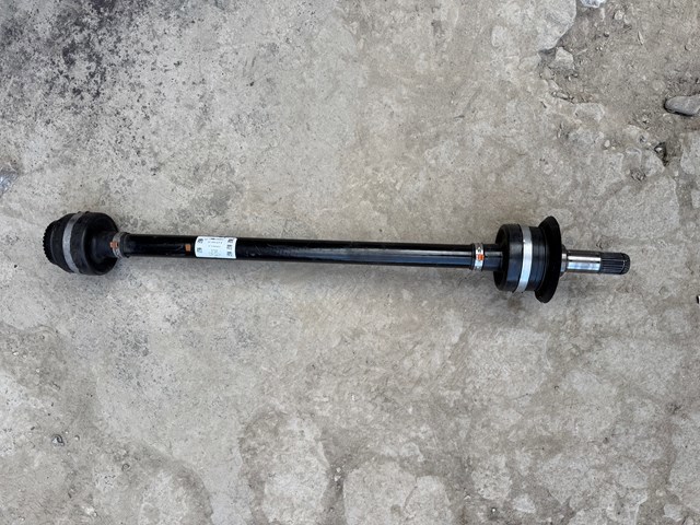 Піввісь задня, права 33208679940 BMW