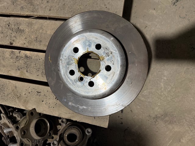 Задні дискові гальма 34216882245 BMW