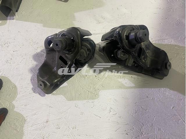 Кронштейн крила заднього 41007492366 BMW