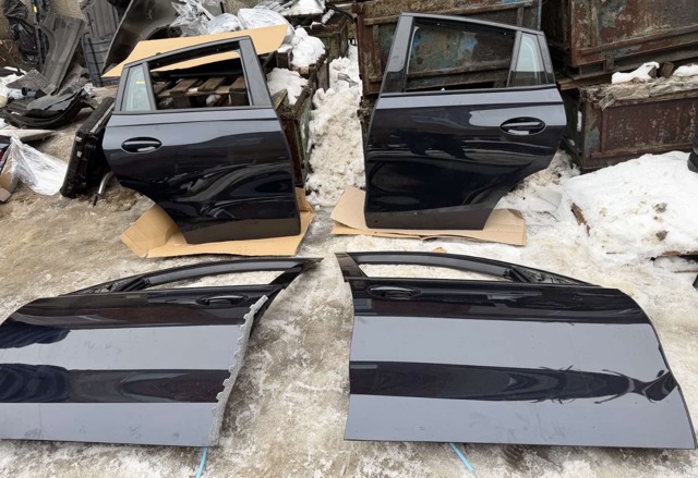 Двері задні, ліві 41008497451 BMW