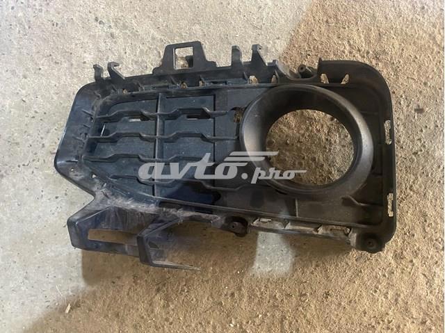 Решітка переднього бампера, нижня 51118054549 BMW