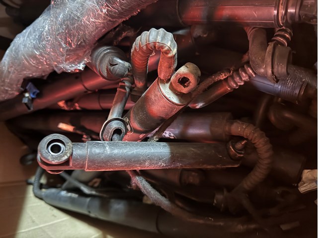 Амортизатор кришки багажника / двері 3/5-ї задньої 51247434041 BMW