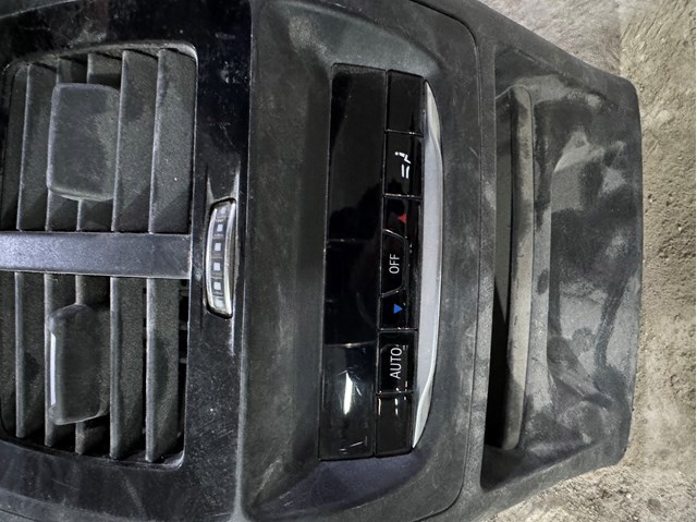 Блок управління пічкою 61319493014 BMW