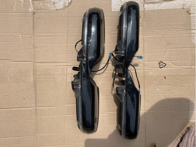 Покажчик повороту дзеркала, правий 63137308536 BMW