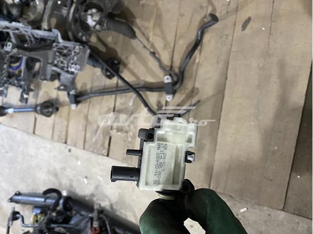 Замок відкривання лючка бензобаку 67116985882 BMW
