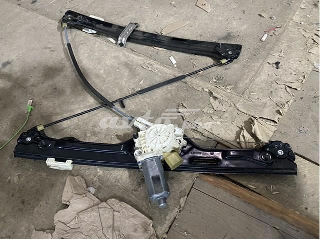 Двигун склопідіймача двері передньої, правої 67626967262 BMW
