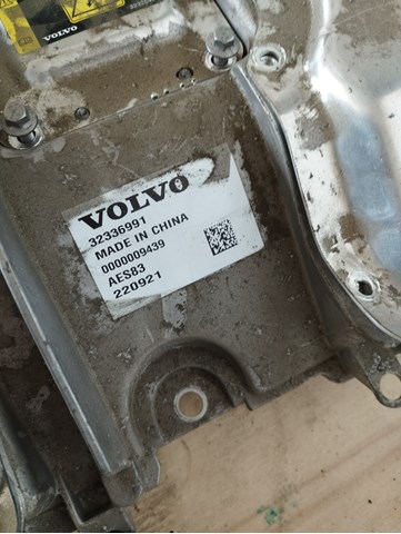 Модуль управління (ЕБУ) заряду основної батареї 32336991 VOLVO