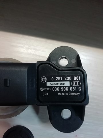 Датчик абсолютного тиску 036906051G VAG