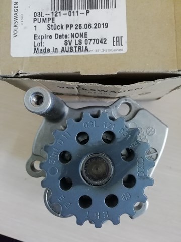 Водяний насос 03L121011P VAG