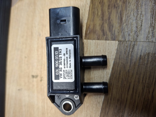 Датчик тиску вихлопних газів 03L906051D VAG