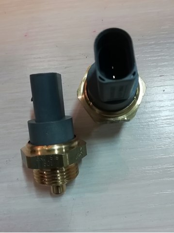 Датчик температури охолоджуючої рідини 6R0919501 VAG