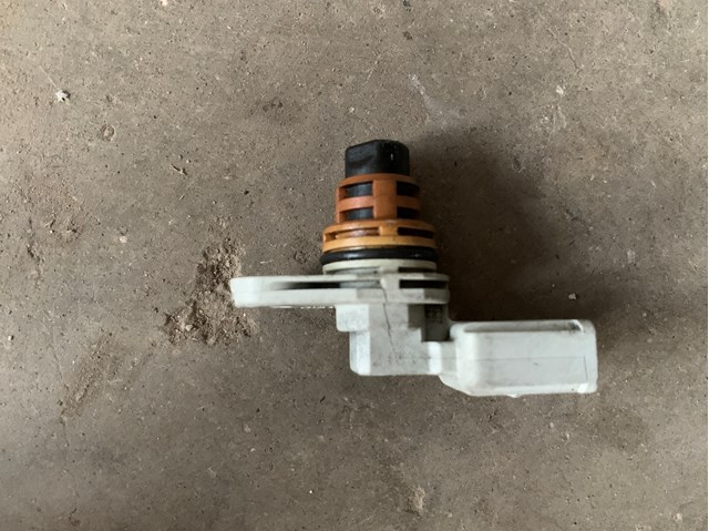 Датчик обуртів распредвалу 0986280453 BOSCH
