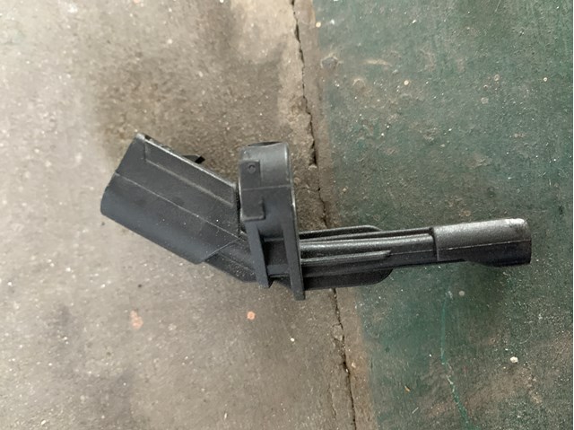 Датчик ABS задній правий 0986594507 BOSCH
