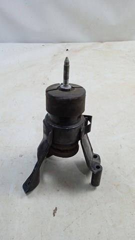 Кронштейн подушки (опори) двигуна, задньої 113203JA0B NISSAN