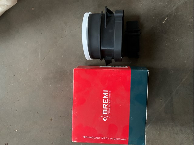 Датчик потоку (витрати) повітря, витратомір MAF - (Mass Airflow) 30043 BREMI