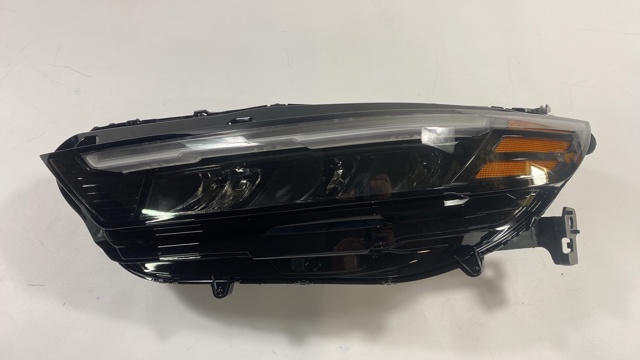 Фара ліва 3315030AA01 MARKET (OEM)