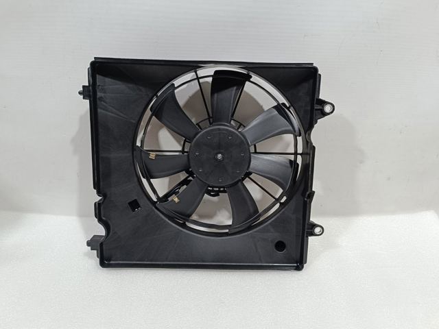 Дифузор (кожух) радіатора кондиціонера 386156L2A02 MARKET (OEM)