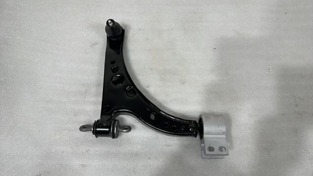 Поперечний важіль 39089342 GM